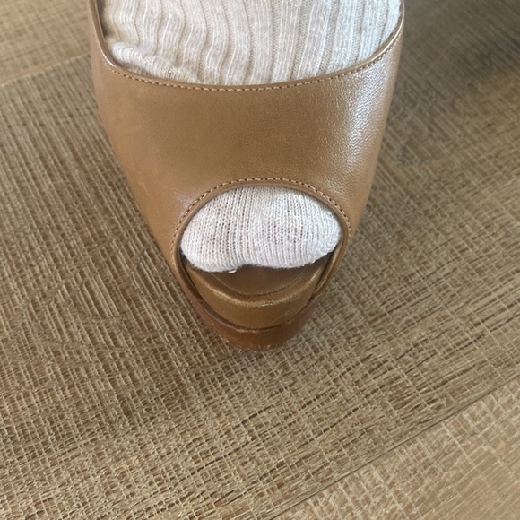 Christian Louboutin Peep Toe Slingback Platform 6" Heel  1" Platform - Picture 12 of 13